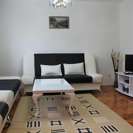 Apartman Anida Apartment Мостар Екстериор снимка